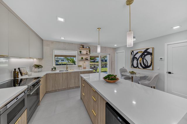 259 SE 4TH Avenue, Pompano Beach, FL 33060