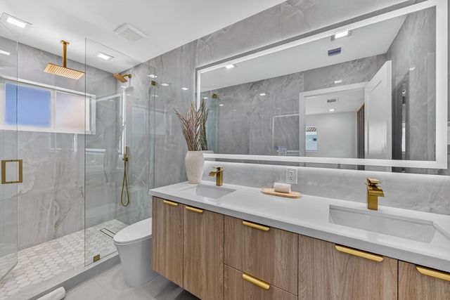 259 SE 4TH Avenue, Pompano Beach, FL 33060