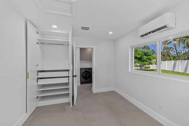 259 SE 4TH Avenue, Pompano Beach, FL 33060
