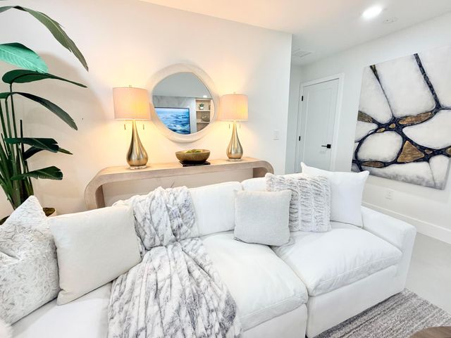 259 SE 4TH Avenue, Pompano Beach, FL 33060