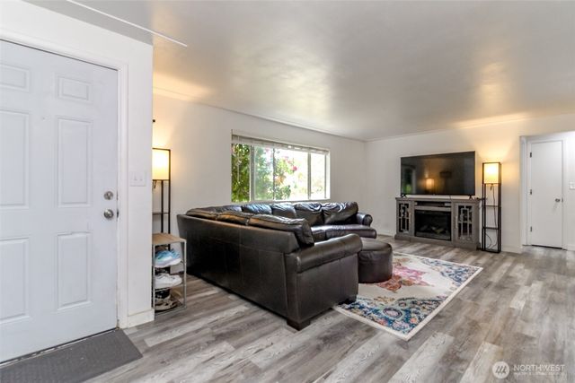 4912 19th Avenue SE, Lacey, WA 98503
