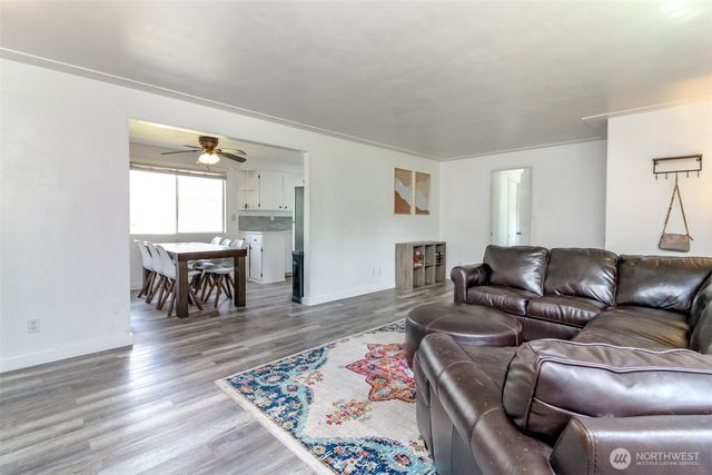 4912 19th Avenue SE, Lacey, WA 98503