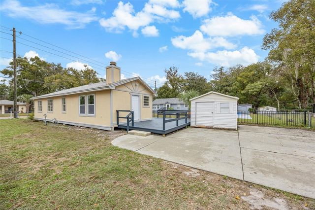 2203 NE 8TH AVENUE, Gainesville, FL 32641