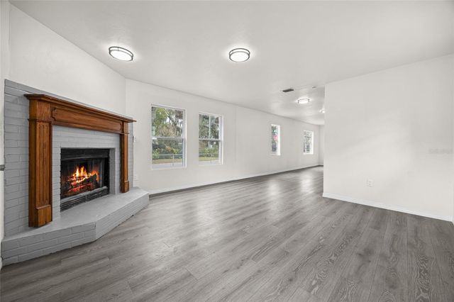 2203 NE 8TH AVENUE, Gainesville, FL 32641