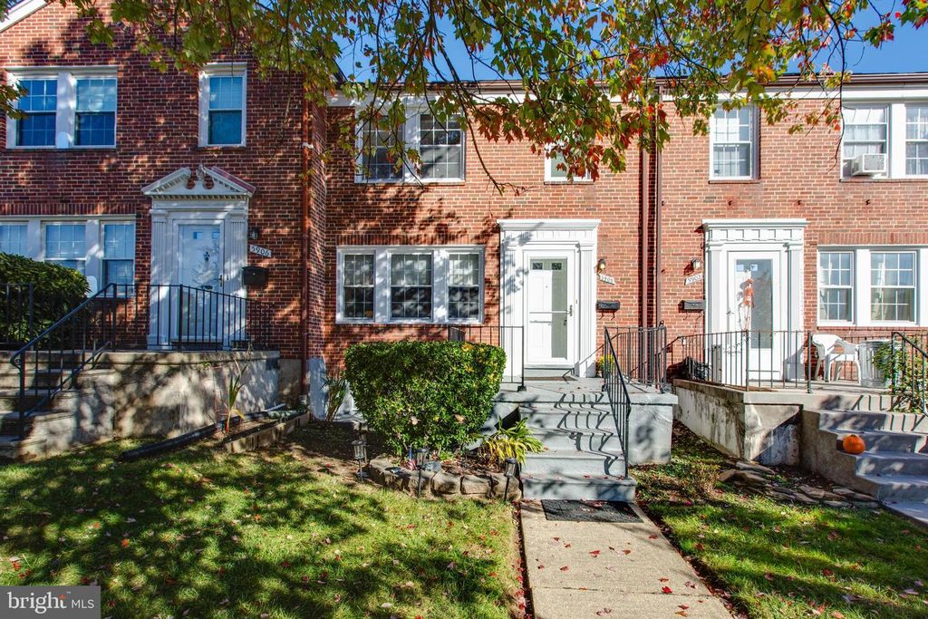 5904 EDMONDSON, Catonsville, MD 21228