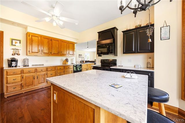 1881 Old Seneca, Skaneateles, NY 13108