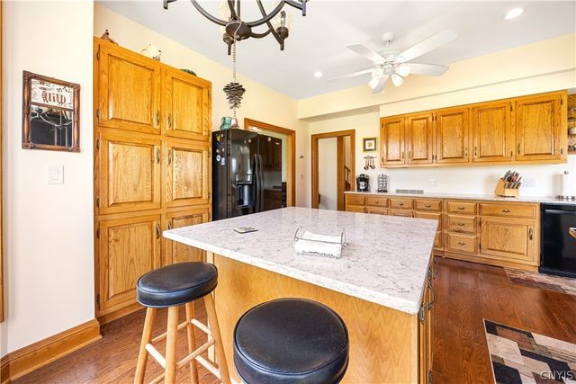 1881 Old Seneca, Skaneateles, NY 13108