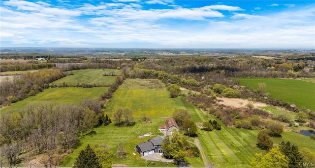 1881 Old Seneca, Skaneateles, NY 13108