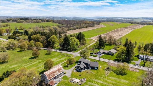 1881 Old Seneca, Skaneateles, NY 13108