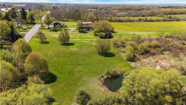 1881 Old Seneca, Skaneateles, NY 13108