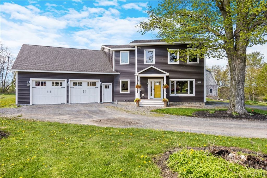 1881 Old Seneca, Skaneateles, NY 13108