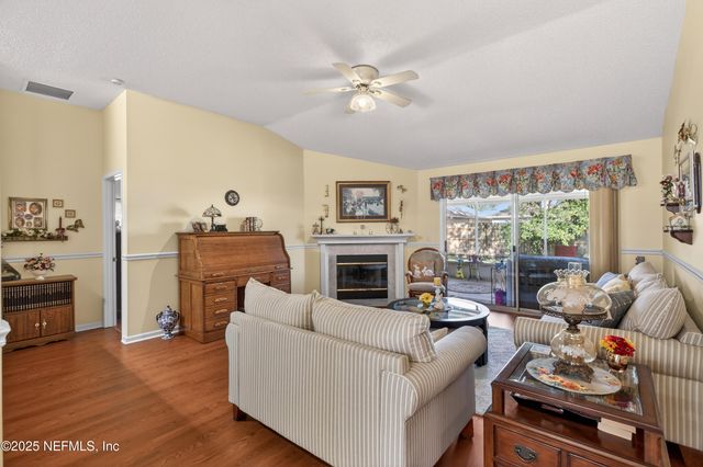 12657 ASHGLEN Drive S, Jacksonville, FL 32224