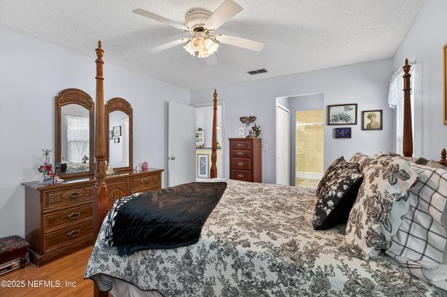 12657 ASHGLEN Drive S, Jacksonville, FL 32224