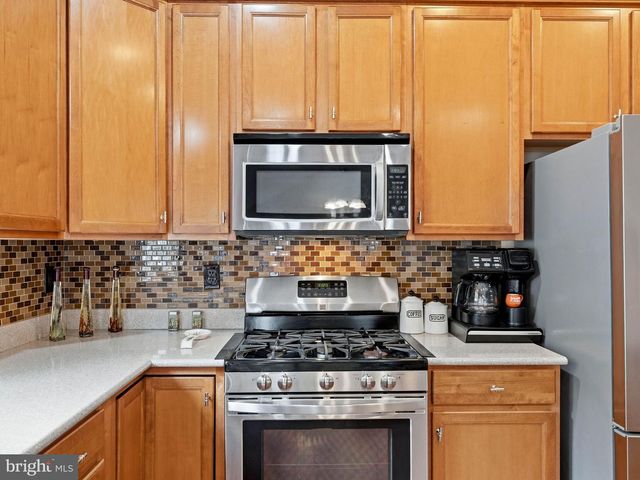 24 ETTIE DR, Millville, NJ 08332