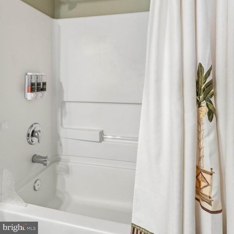 24 ETTIE DR, Millville, NJ 08332