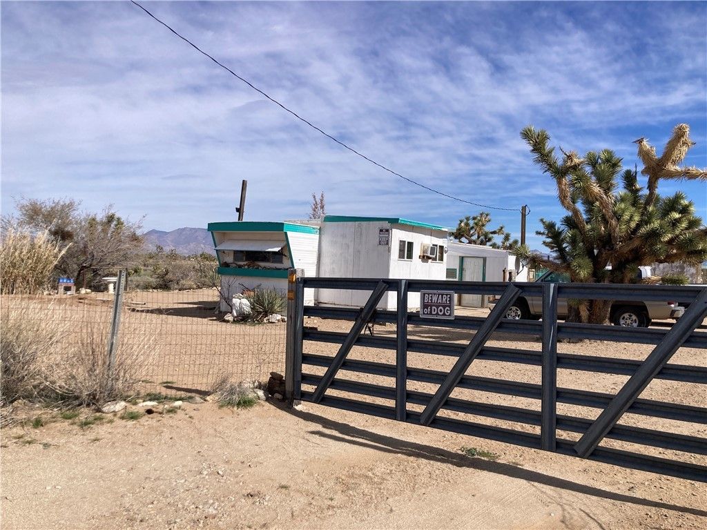 18192 N Palm Drive, Dolan Springs, AZ 86441