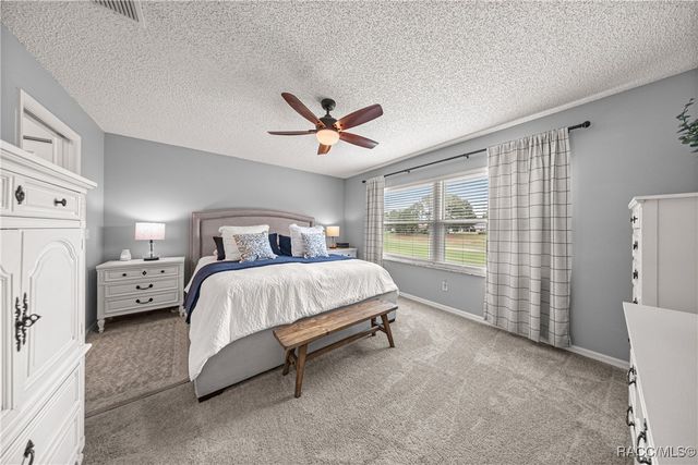 9482 SW 93rd Loop, Ocala, FL 34481