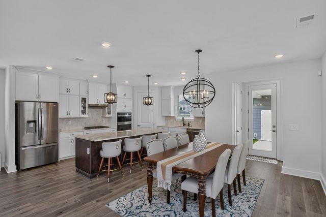 5018 Poplar Farms Dr, Franklin, TN 37067