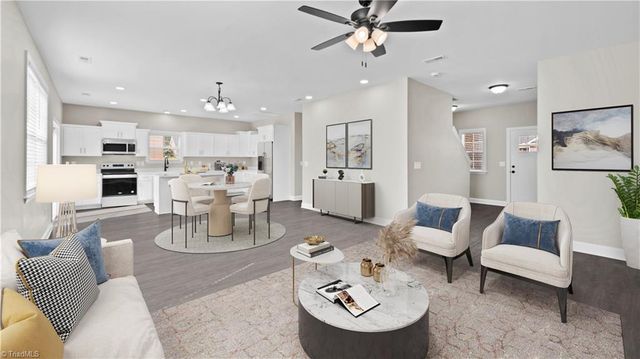 135 Glasmere Court, Winston-salem, NC 27101