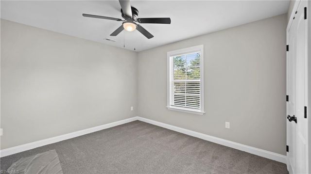 135 Glasmere Court, Winston-salem, NC 27101