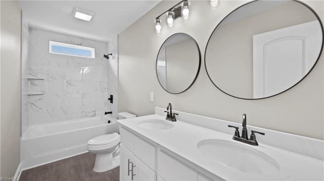 135 Glasmere Court, Winston-salem, NC 27101