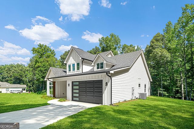 176 Paige Street, Dallas, GA 30132