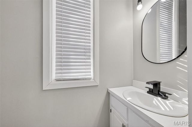 28 Columbus Square Drive, St Louis, MO 63101