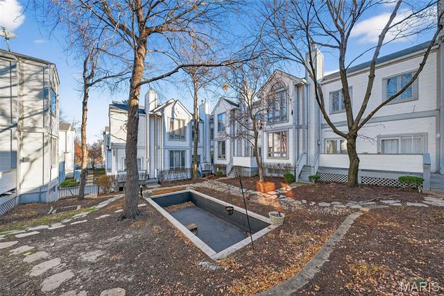 28 Columbus Square Drive, St Louis, MO 63101