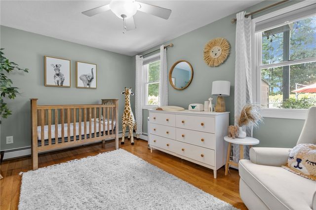 20 Oakridge Drive, Cranston, RI 02921