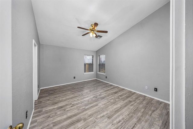 1622 SE Hillcrest Ave, Lawton, OK 73501