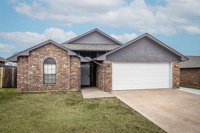 1622 SE Hillcrest Ave, Lawton, OK 73501