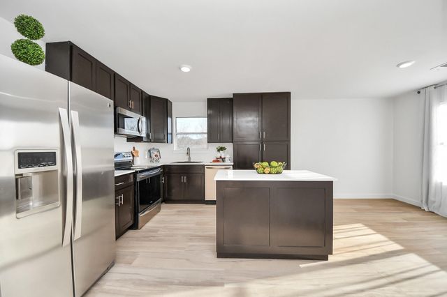 4203 Fielder Green Lane, Richmond, TX 77469