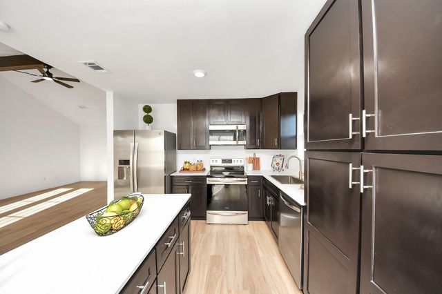 4203 Fielder Green Lane, Richmond, TX 77469