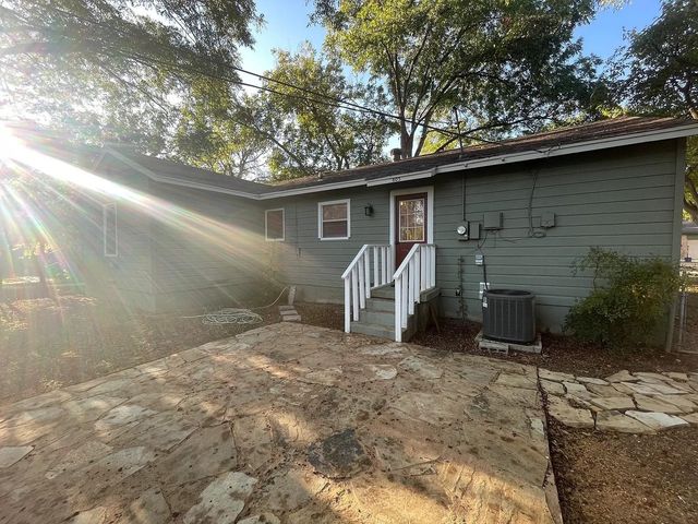 805 20th Street, Plano, TX 75074
