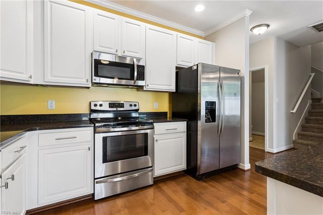 5520 Parish Turn PL, Virginia Beach, VA 23455