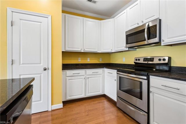 5520 Parish Turn PL, Virginia Beach, VA 23455