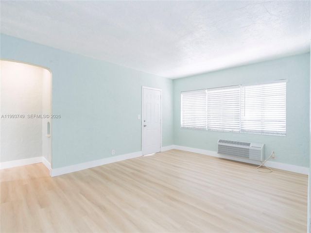 7635 Dickens Ave 3, Miami Beach, FL 33141