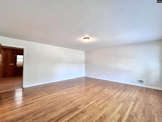 127 Whispering Pines Circle, Columbia, SC 29205