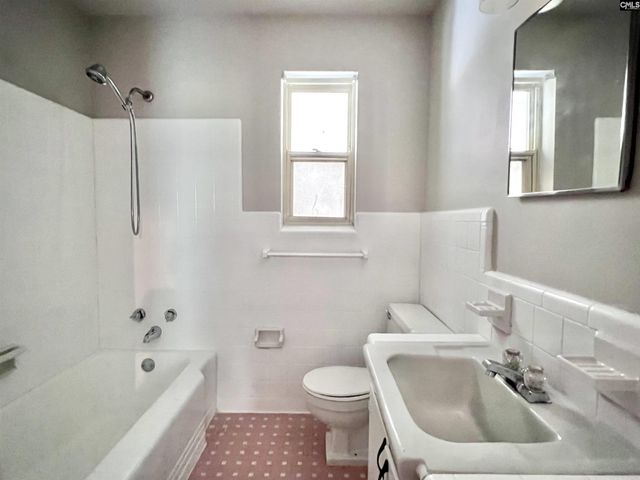 127 Whispering Pines Circle, Columbia, SC 29205