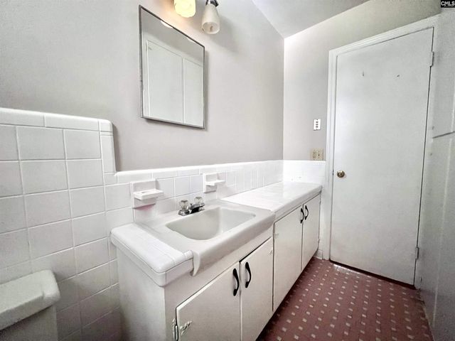 127 Whispering Pines Circle, Columbia, SC 29205