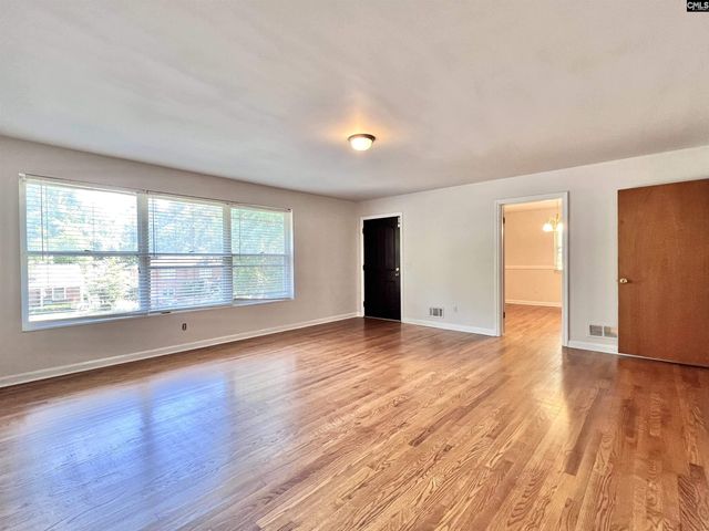 127 Whispering Pines Circle, Columbia, SC 29205