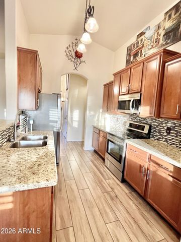 6914 S 22nd Lane, Phoenix, AZ 85041