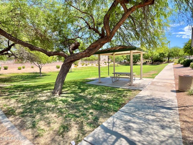 6914 S 22nd Lane, Phoenix, AZ 85041