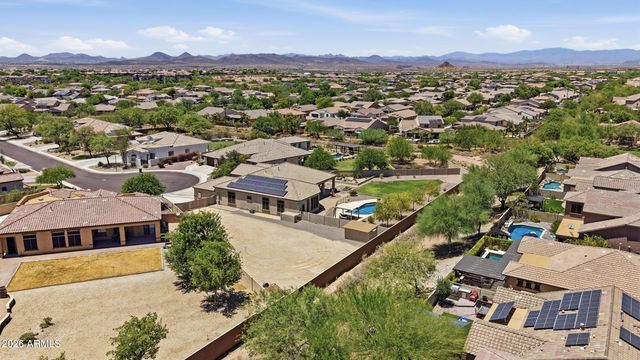 9132 W BAJADA Road, Peoria, AZ 85383