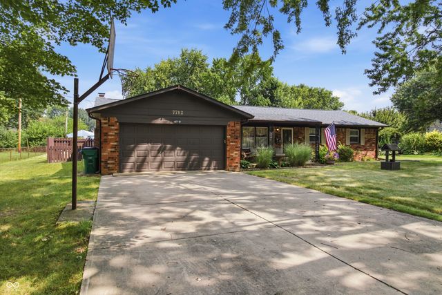 7712 Poplar Road, Brownsburg, IN 46112