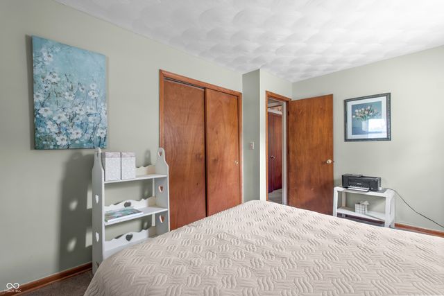 7712 Poplar Road, Brownsburg, IN 46112