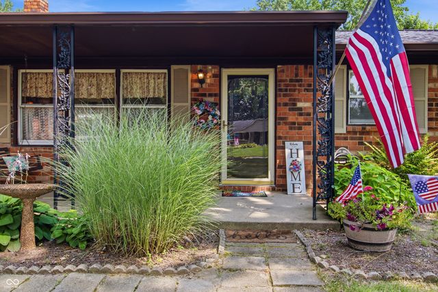 7712 Poplar Road, Brownsburg, IN 46112