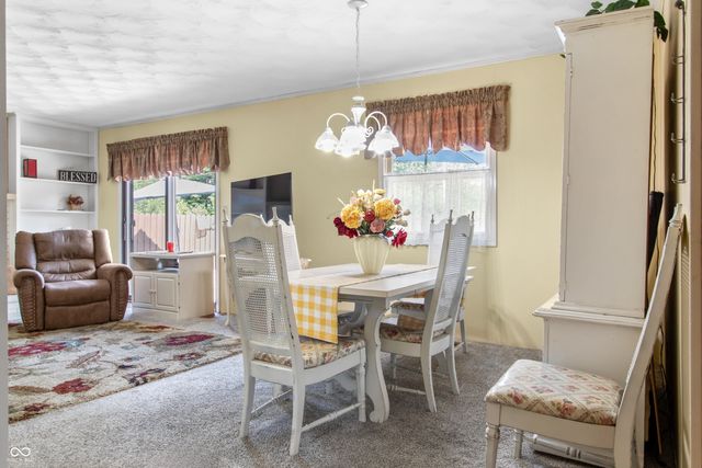 7712 Poplar Road, Brownsburg, IN 46112
