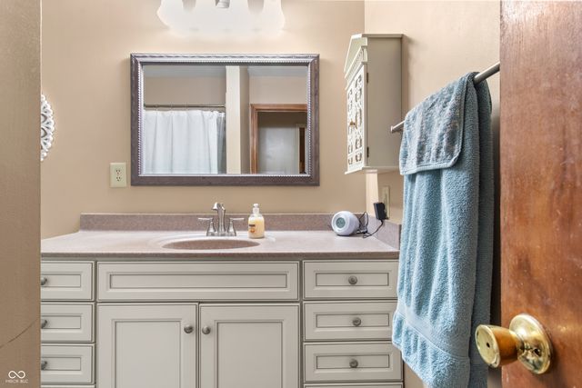 7712 Poplar Road, Brownsburg, IN 46112