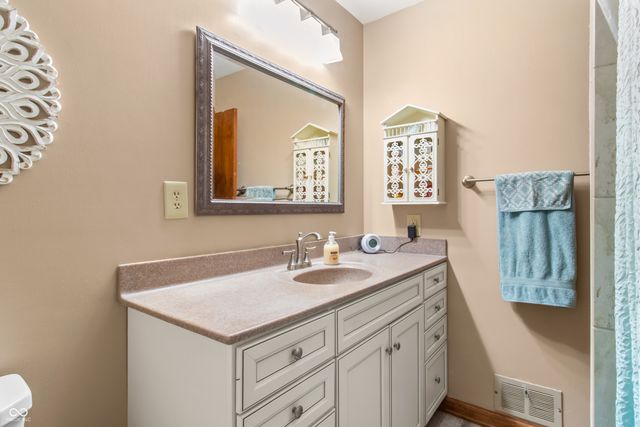 7712 Poplar Road, Brownsburg, IN 46112